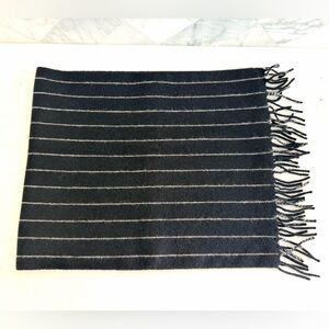 UNISEX Saks Fifth Avenue Black and Grey 100% Cashmere Scarf